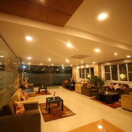 Mg Iris Hotel Tirupati Dış mekan fotoğraf