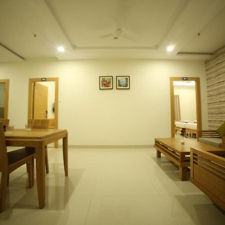 Mg Iris Hotel Tirupati Dış mekan fotoğraf