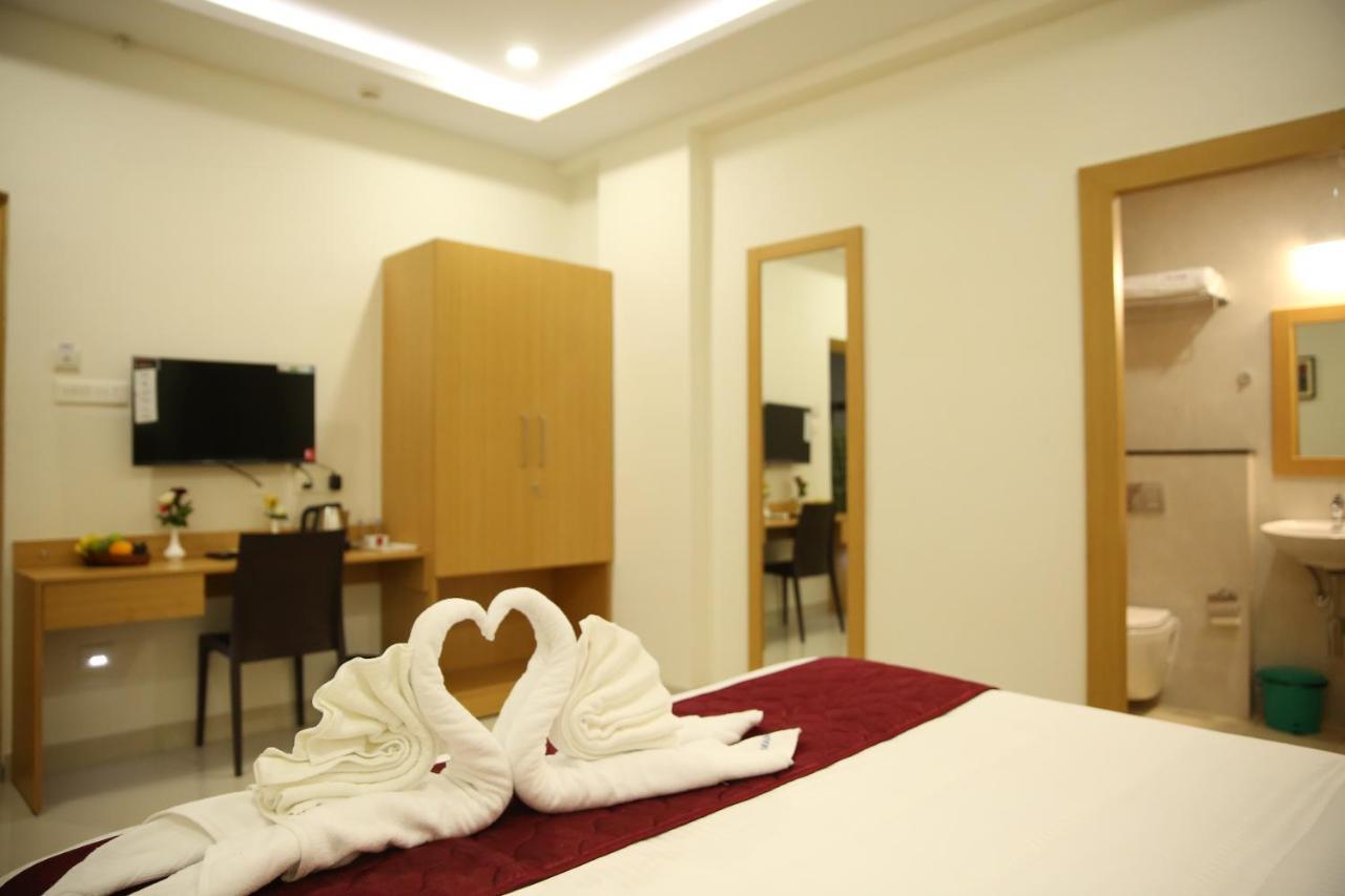 Mg Iris Hotel Tirupati Dış mekan fotoğraf